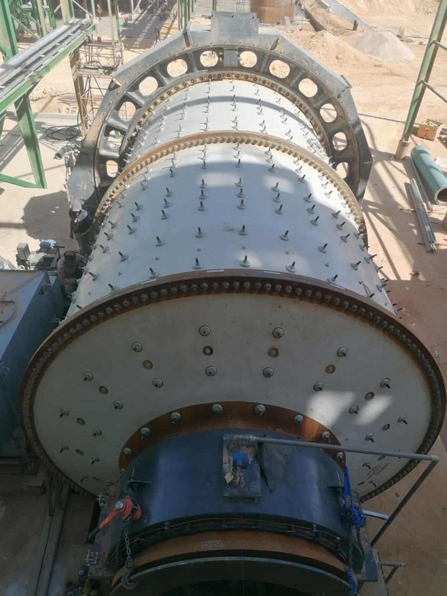 Phosphate Beneficiation Plant – Ball Mill, Belt Filters, Thickener & Pump Station – Installation and commissioning of the ball mill, two belt filters and thickener; supply, f